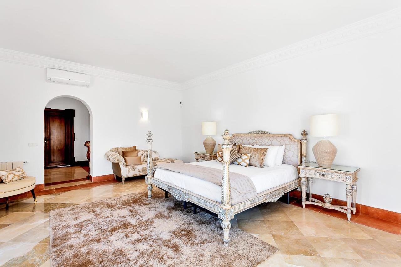 Yolo Spaces - Sotogrande - White House Villa サン・ロケ エクステリア 写真